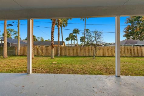 1282 SW Wellington Avenue Port St Lucie FL 34953