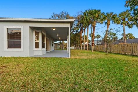 1282 SW Wellington Avenue Port St Lucie FL 34953