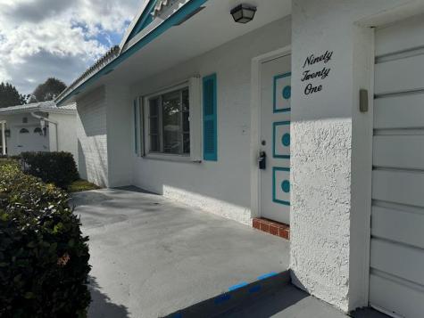 9021 NW 15th Place Plantation FL 33322