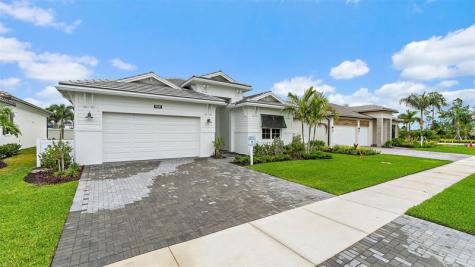 9508 Street Germain Drive Palm Beach Gardens FL 33412