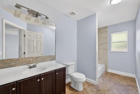 1941 SW Oakwood Road Port St Lucie FL 34953