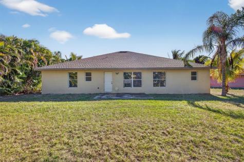 1941 SW Oakwood Road Port St Lucie FL 34953