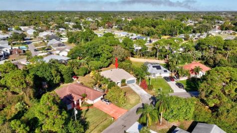 1941 SW Oakwood Road Port St Lucie FL 34953