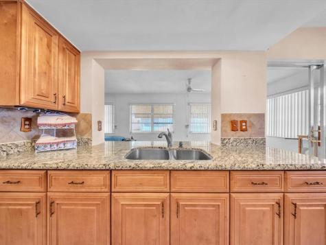 4212 NW 47th Court Tamarac FL 33319