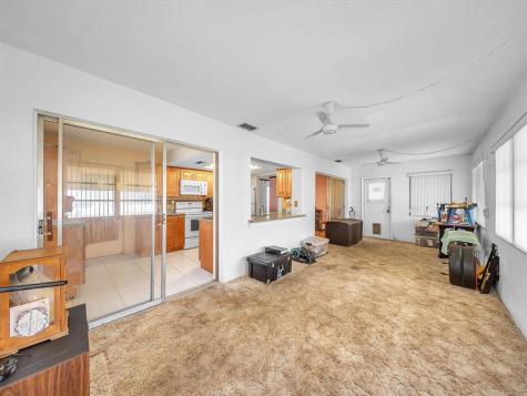 4212 NW 47th Court Tamarac FL 33319
