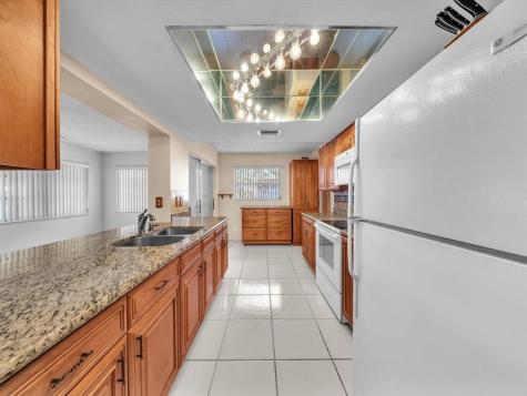 4212 NW 47th Court Tamarac FL 33319
