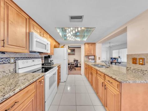 4212 NW 47th Court Tamarac FL 33319