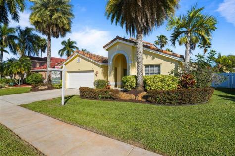 955 NW 202nd Avenue Pembroke Pines FL 33029