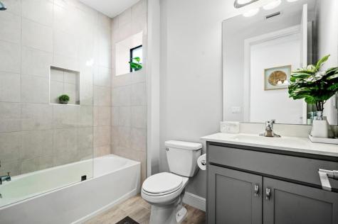 8605 E Baypoint Circle Parkland FL 33076