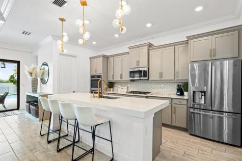 8605 E Baypoint Circle Parkland FL 33076