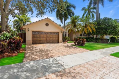 12626 SW 9th Place Davie FL 33325