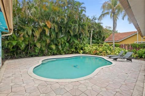 12626 SW 9th Place Davie FL 33325