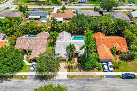 12626 SW 9th Place Davie FL 33325