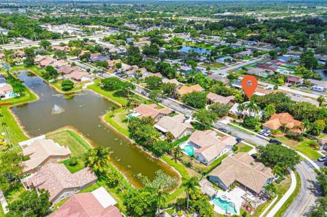 12626 SW 9th Place Davie FL 33325