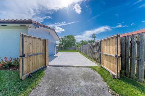 16670 SW 90th Avenue Palmetto Bay FL 33157