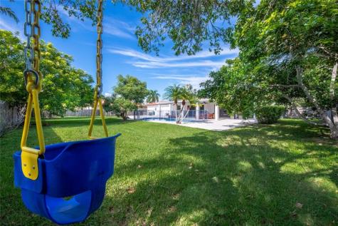 16670 SW 90th Avenue Palmetto Bay FL 33157