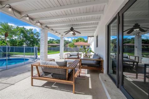 16670 SW 90th Avenue Palmetto Bay FL 33157