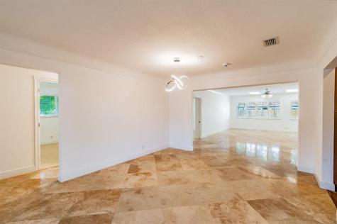 2650 NE 52nd Street Lighthouse Point FL 33064