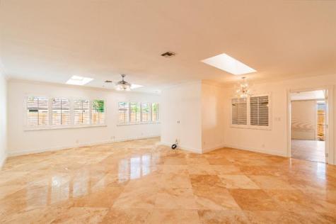 2650 NE 52nd Street Lighthouse Point FL 33064