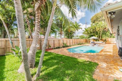 2650 NE 52nd Street Lighthouse Point FL 33064
