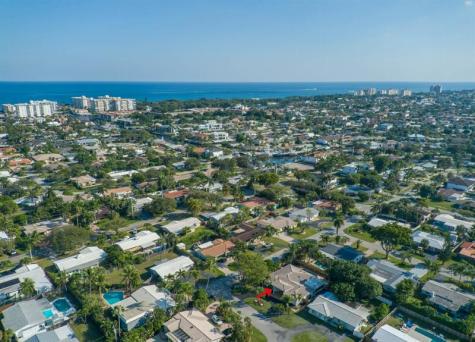 2650 NE 52nd Street Lighthouse Point FL 33064