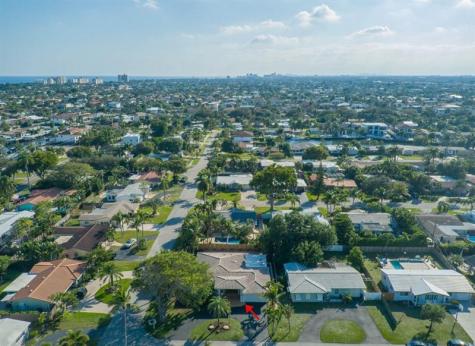 2650 NE 52nd Street Lighthouse Point FL 33064