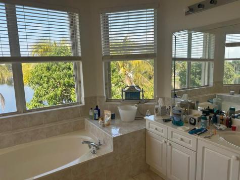 2146 SW 132nd Terrace Miramar FL 33027