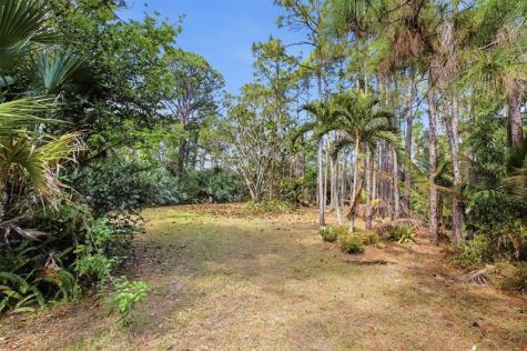 14142 Peace River Way West Palm Beach FL 33418