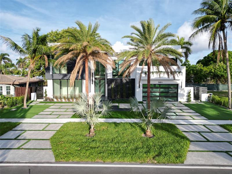 5001 NE 27th Avenue Lighthouse Point FL 33064