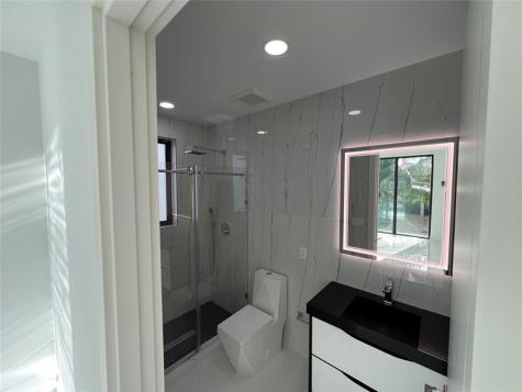 5001 NE 27th Avenue Lighthouse Point FL 33064