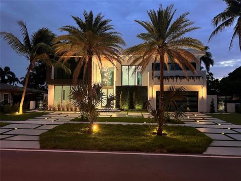 5001 NE 27th Avenue Lighthouse Point FL 33064
