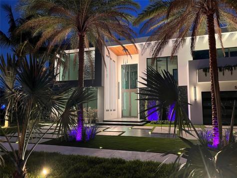 5001 NE 27th Avenue Lighthouse Point FL 33064
