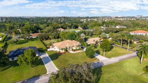 5973 SW 54th Court Davie FL 33314