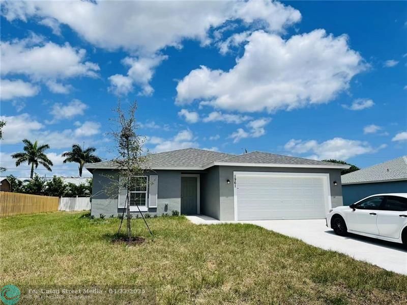 1961 SW Michelangelo Avenue Port St Lucie FL 34953