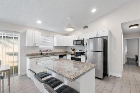 6762 Fern Place Margate FL 33063