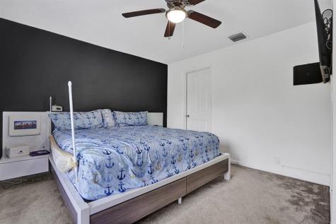 4332 NW 1st Terrace Deerfield Beach FL 33064