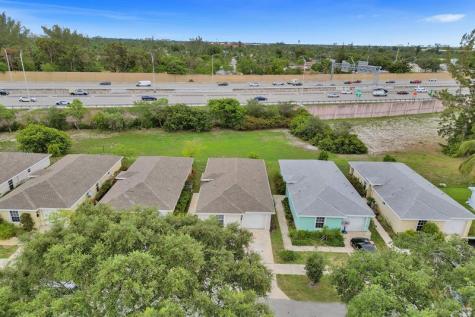 4332 NW 1st Terrace Deerfield Beach FL 33064