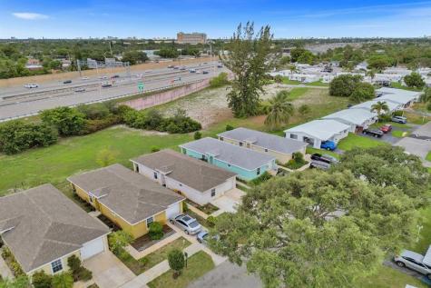 4332 NW 1st Terrace Deerfield Beach FL 33064