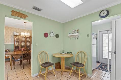 1577 NE 49th Street Oakland Park FL 33334