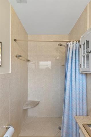 1577 NE 49th Street Oakland Park FL 33334