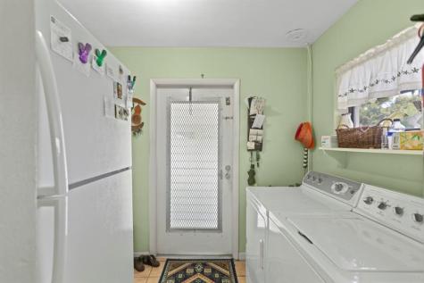 1577 NE 49th Street Oakland Park FL 33334