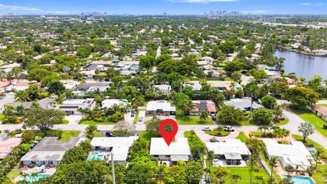 1577 NE 49th Street Oakland Park FL 33334