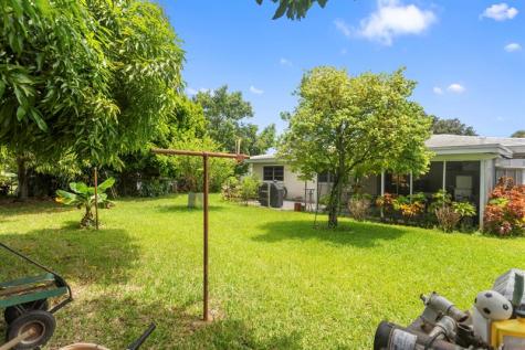 1577 NE 49th Street Oakland Park FL 33334