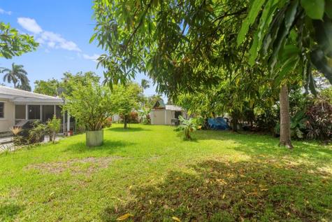 1577 NE 49th Street Oakland Park FL 33334