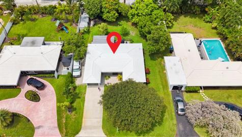 1577 NE 49th Street Oakland Park FL 33334