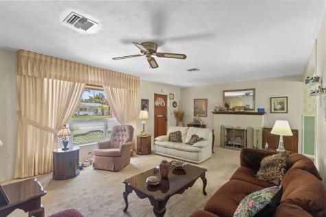 1577 NE 49th Street Oakland Park FL 33334