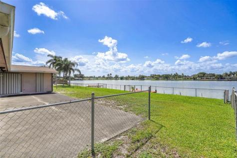 8720 Pasadena Boulevard Pembroke Pines FL 33024