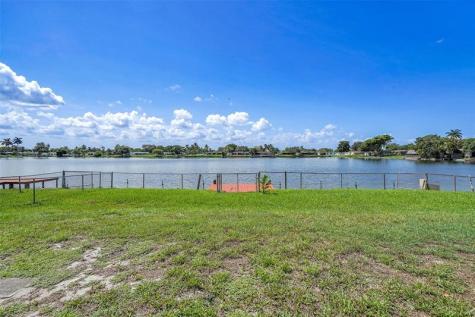 8720 Pasadena Boulevard Pembroke Pines FL 33024