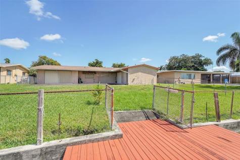 8720 Pasadena Boulevard Pembroke Pines FL 33024