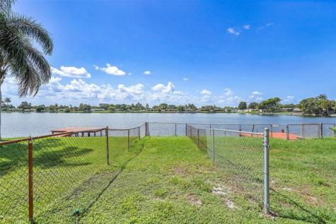 8720 Pasadena Boulevard Pembroke Pines FL 33024
